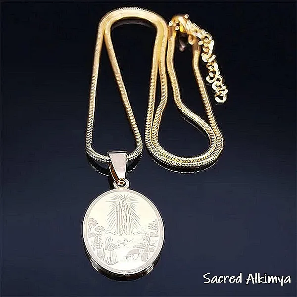 Pendente de Nossa Senhora de Fátima Ouro - Image 3